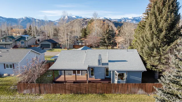 $1,830,000 | 3040 Mountain View Lane, Jackson, WY 83001
