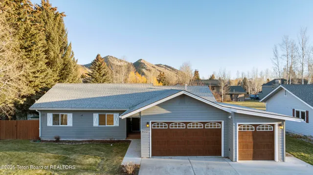$1,830,000 | 3040 Mountain View Lane, Jackson, WY 83001