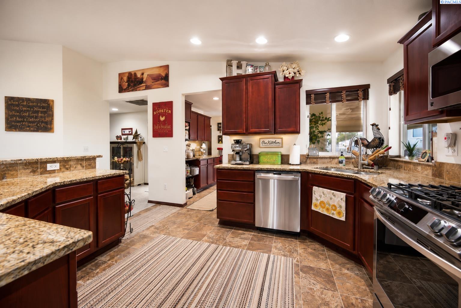 223108 East Perkins Road Kennewick, WA 99337 - Photo 32 of 49 Gallery Image 32