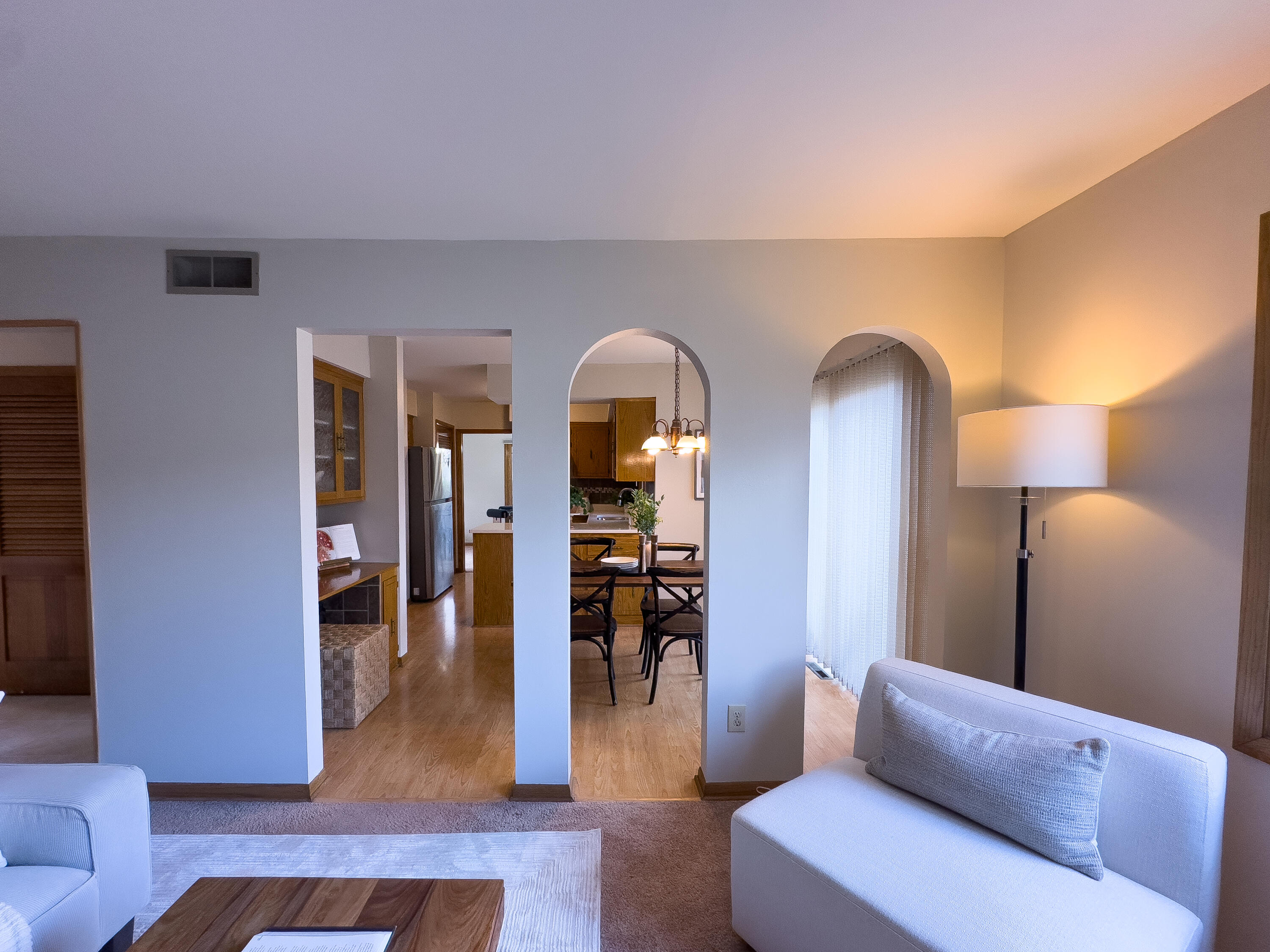 3340 South Russel Road New Berlin, WI 53151 - Photo 5 of 36 Beautiful Arch Design