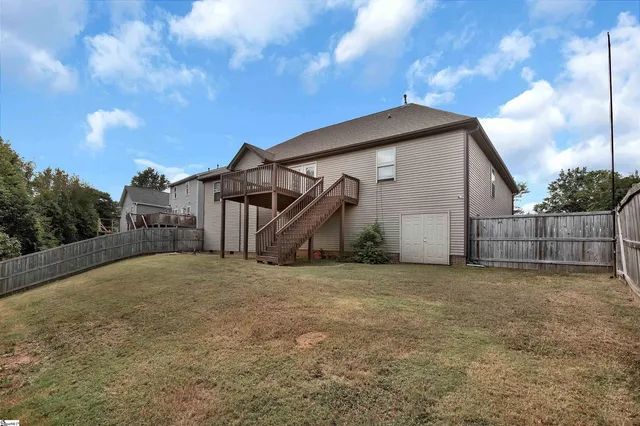 $329,900 | 102 Blue Heron Circle, Simpsonville, SC 29680