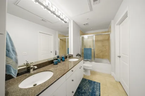 $310,000 | 3505 Sage Road, Unit 1705, Houston, TX 77056