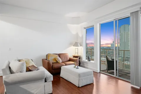 $310,000 | 3505 Sage Road, Unit 1705, Houston, TX 77056