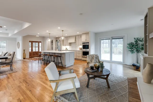 $1,399,000 | 4342 Murfreesboro Road, Franklin, TN 37067