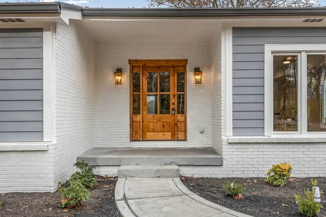 $1,399,000 | 4342 Murfreesboro Road, Franklin, TN 37067