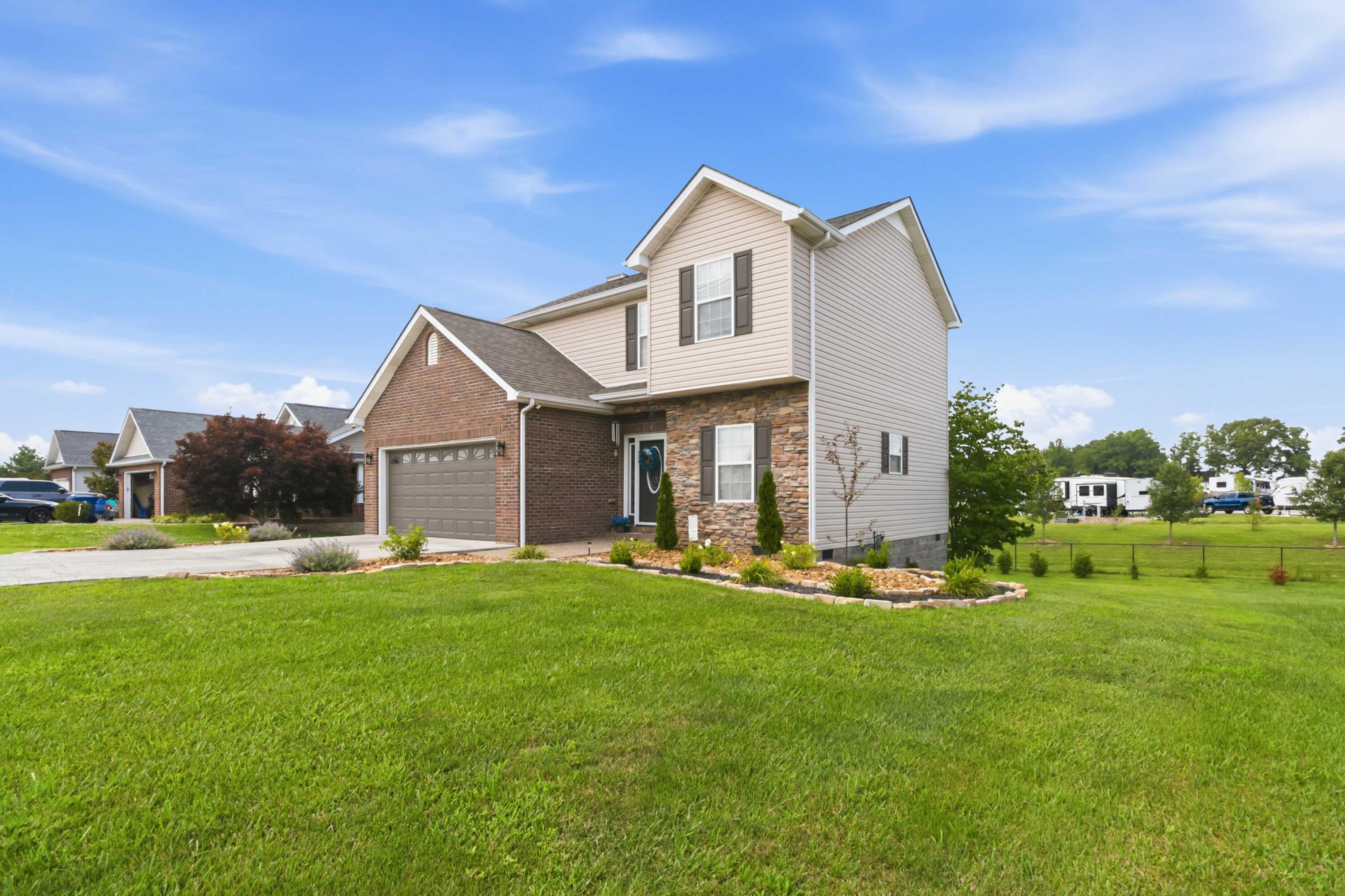 752 County Farm Road London, KY 40741 - Photo 2 of 34 003