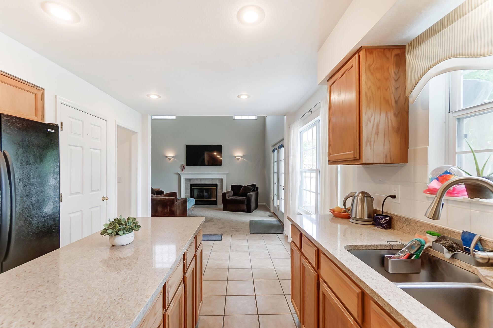 5694 Davidson Road Hilliard, OH 43026 - Photo 13 of 67 Kitchen