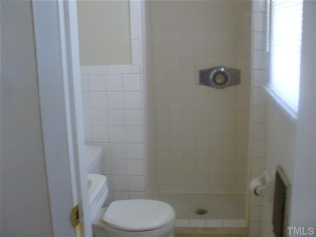 419 Grovemont Road Raleigh, NC 27603 - Photo 18 of 22 Master Bath/Spa