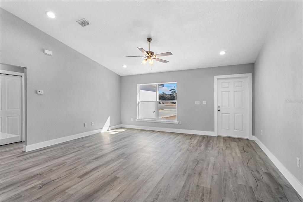 5122 Pecan Road Ocala, FL 34472 - Photo 4 of 22 Gallery Image 4