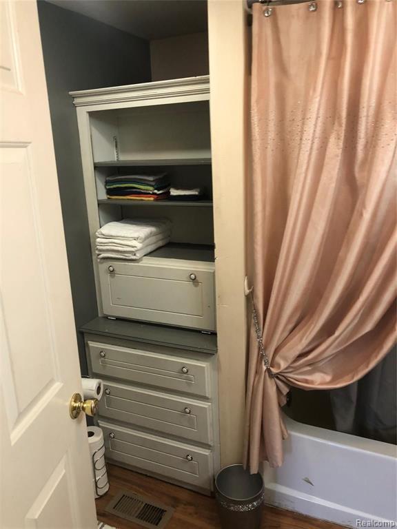 6020-s South Sherida S Sheridan Road Vassar, MI 48768 - Photo 5 of 13