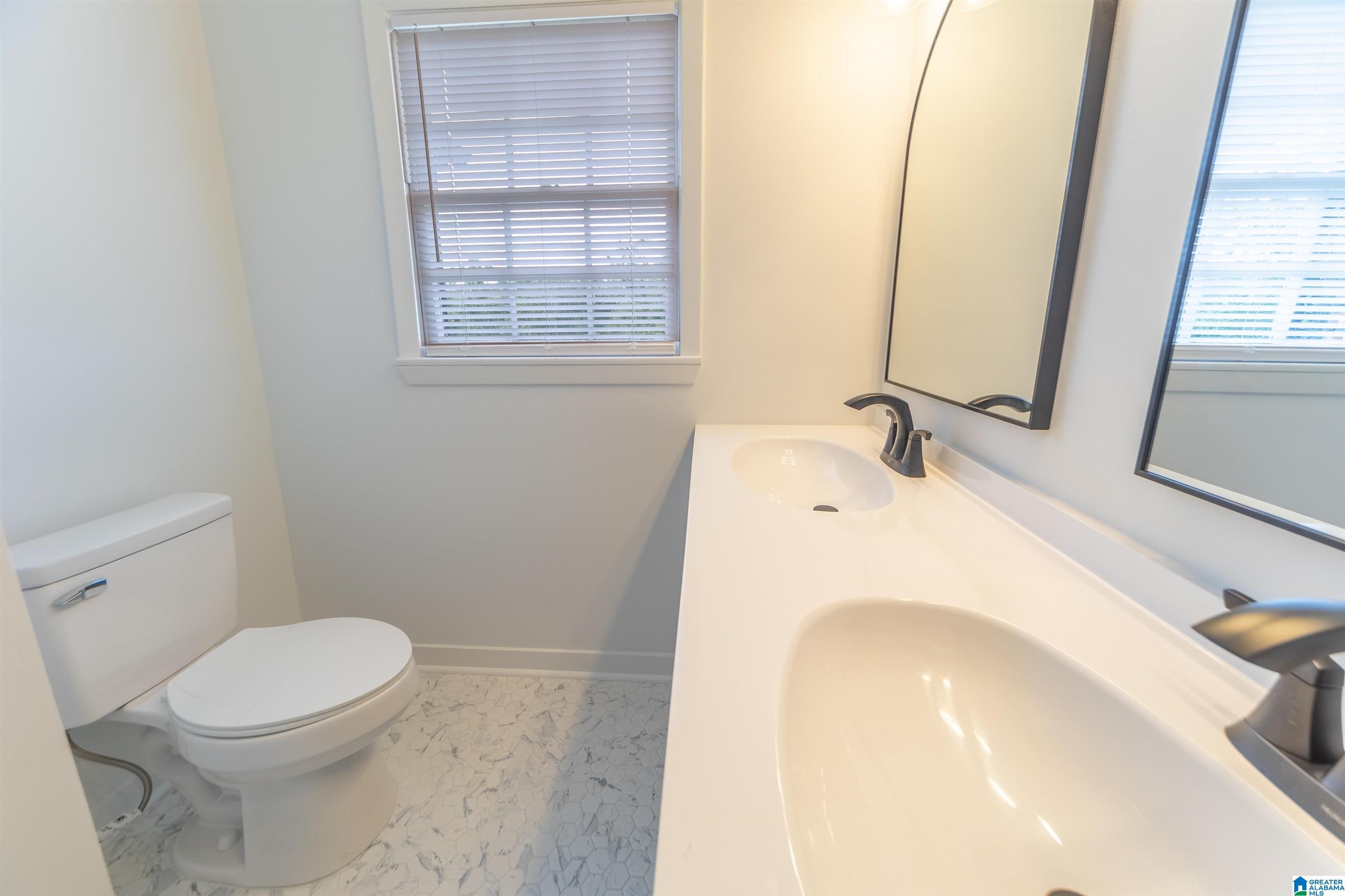 2801 3rd Street Northwest Birmingham, AL 35215 - Photo 9 of 28