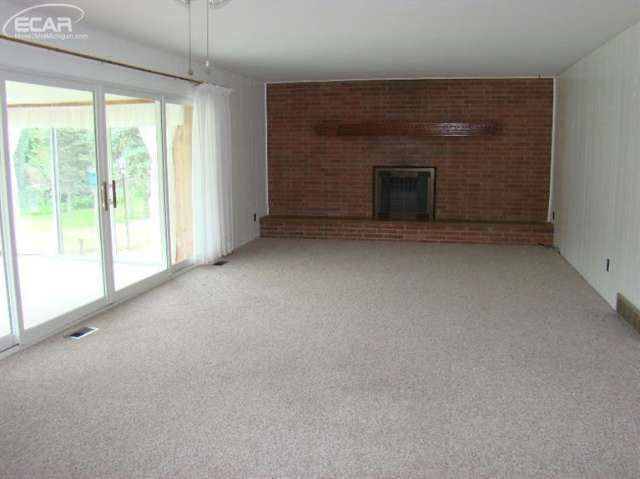 12192 North Linden Road Clio, MI 48420 - Photo 14 of 46 20442397-13.JPG