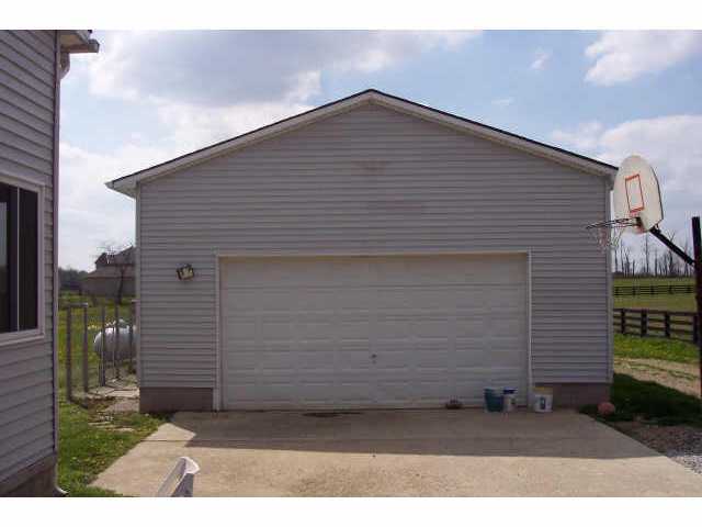 6077 Clover Valley Road Johnstown, OH 43031 - Photo 2 of 5