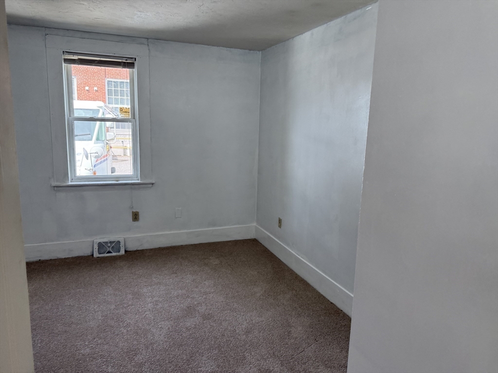 22 Summer Street, Unit 1 Ashland, MA 01721 - Photo 4 of 16