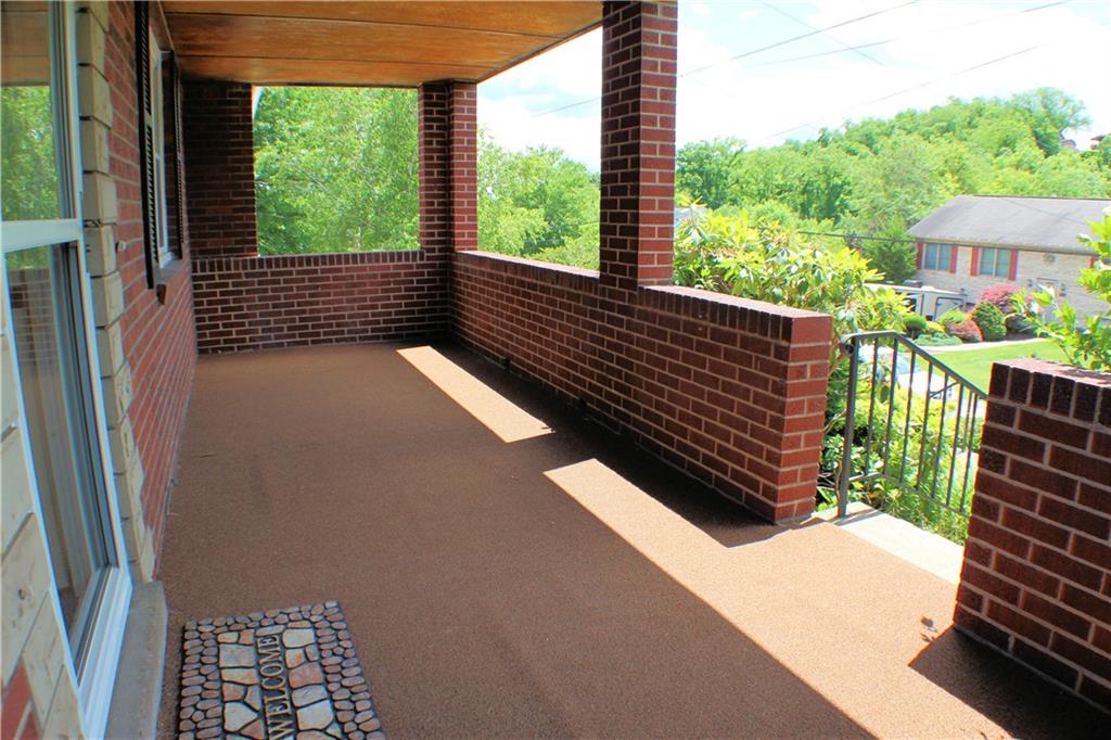 1533 Cathell Road Pittsburgh, PA 15236 - Photo 2 of 25 Great Large Front Porch