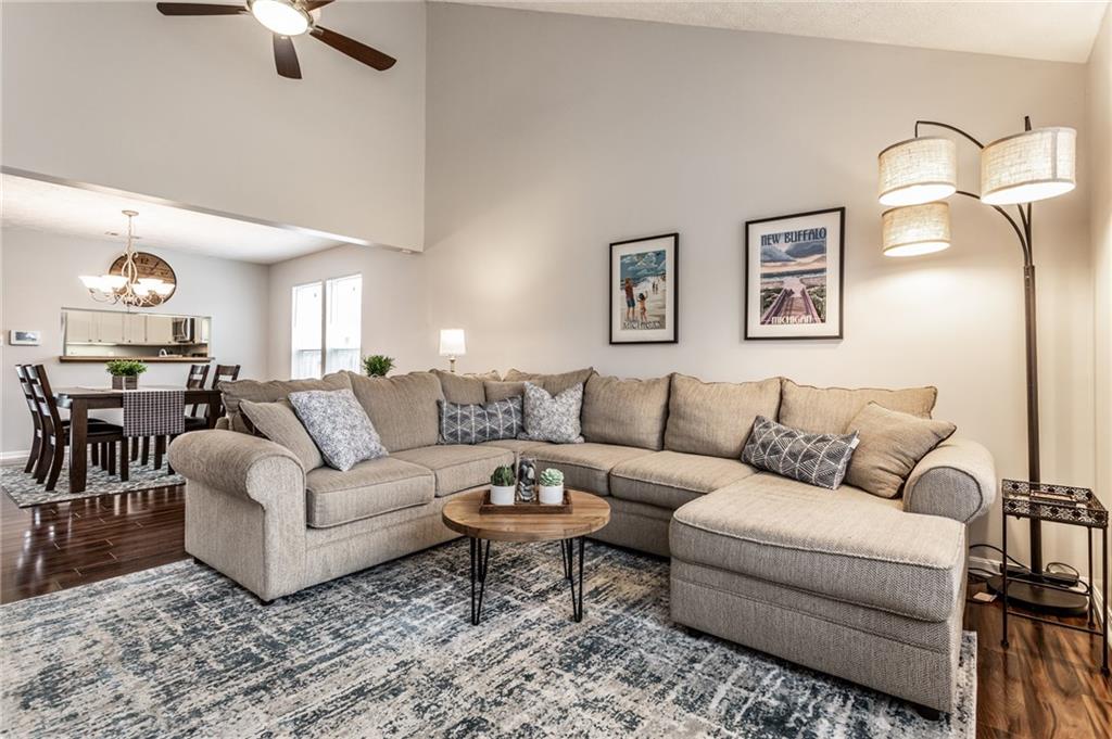 7756 Castle Ridge Court Indianapolis, IN 46256 - Photo 6 of 35 Gallery Image 6