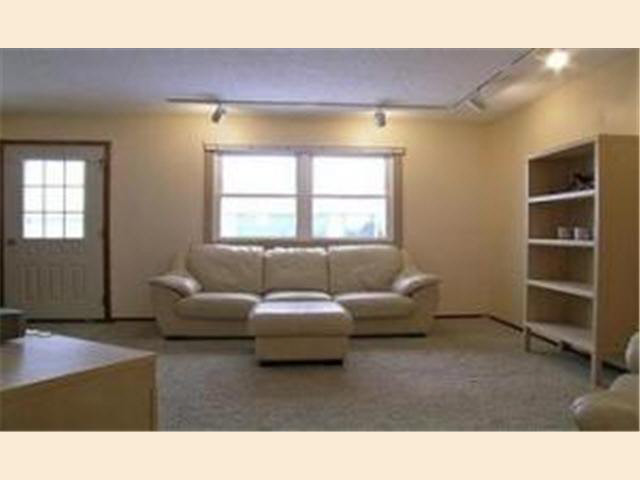 4526 14th Avenue Northwest Rochester, MN 55901 - Photo 3 of 10