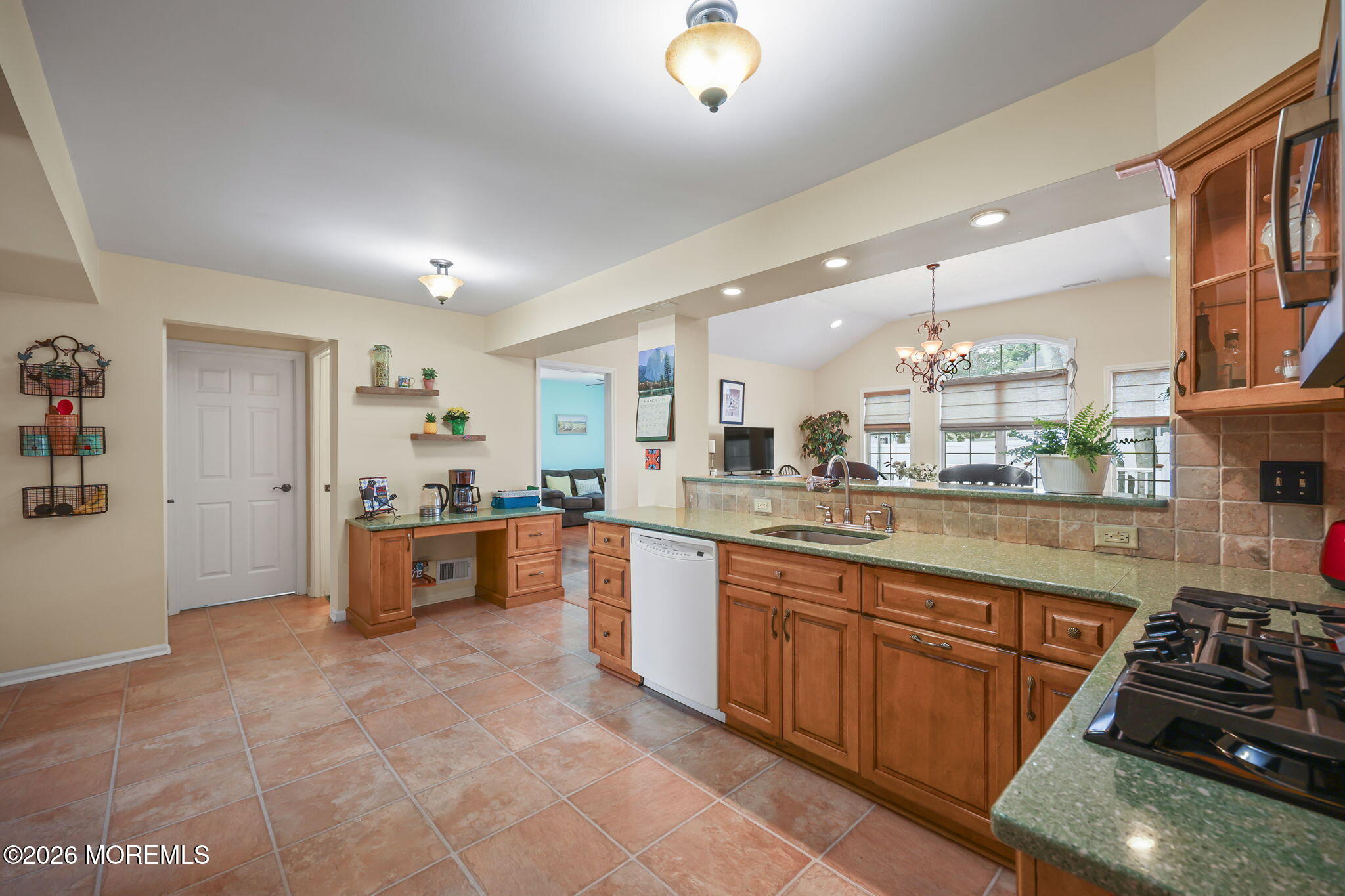 64 Appletree Road Howell, NJ 07731 - Photo 16 of 48 15-web-or-mls-LPM_0311