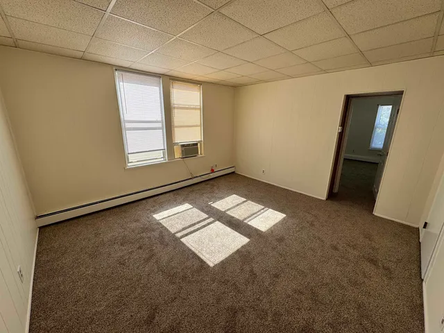 $1,700 | 70 West 37th Street, Unit 2, Bayonne, NJ 07002