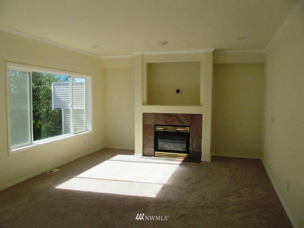 2133 Davis Avenue South Renton, WA 98055 - Photo 2 of 15