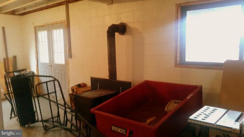 10732 Winchester Grade Road Berkeley Springs, WV 25411 - Photo 19 of 27 Basement