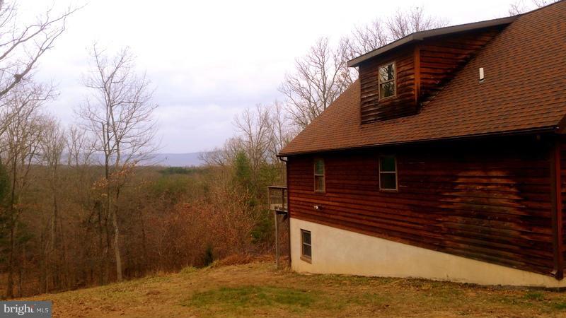 10732 Winchester Grade Road Berkeley Springs, WV 25411 - Photo 24 of 27 Exterior (Front)