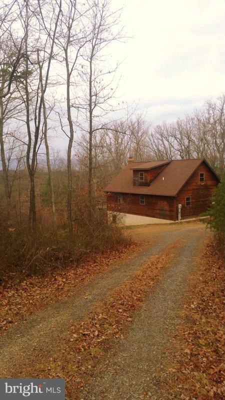 10732 Winchester Grade Road Berkeley Springs, WV 25411 - Photo 25 of 27 Exterior (Front)