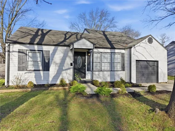 $315,000 | 629 South Sherman Street, Olathe, KS 66061