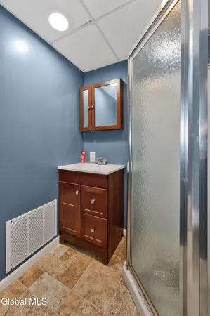 $330,000 | 4123 County Route 21, Schodack Landing, NY 12156