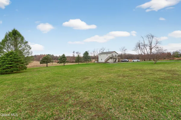 $330,000 | 4123 County Route 21, Schodack Landing, NY 12156