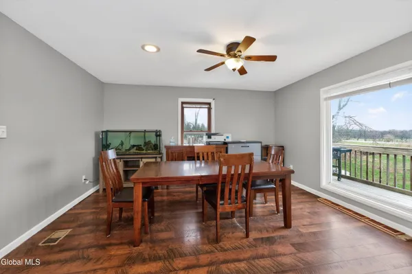 $330,000 | 4123 County Route 21, Schodack Landing, NY 12156