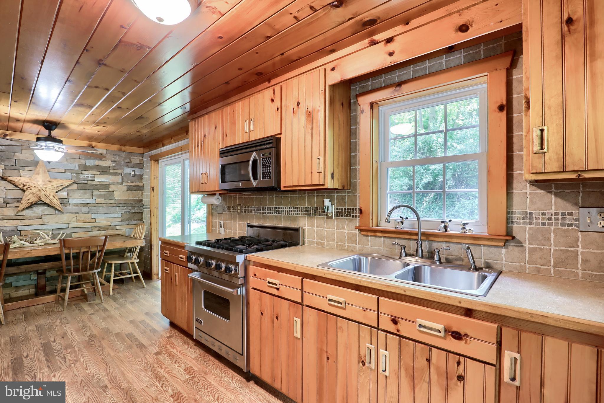 682 River Road Pequea, PA 17565 - Photo 2 of 89