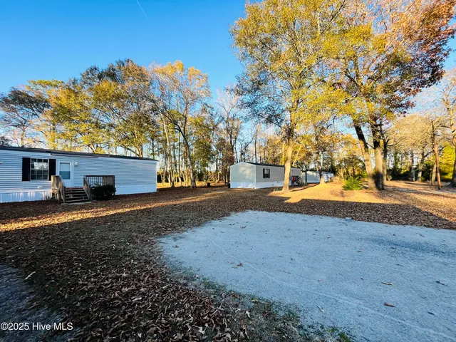 $260,000 | 125 Old Railroad Trail, Pollocksville, NC 28573