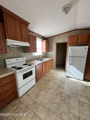 $260,000 | 125 Old Railroad Trail, Pollocksville, NC 28573