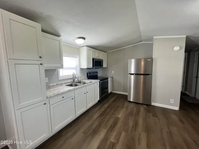 $260,000 | 125 Old Railroad Trail, Pollocksville, NC 28573