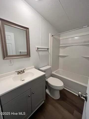 $260,000 | 125 Old Railroad Trail, Pollocksville, NC 28573