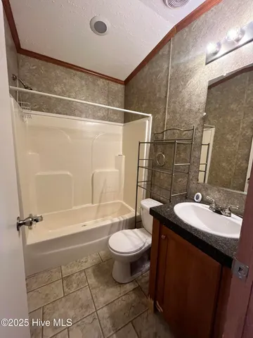 $260,000 | 125 Old Railroad Trail, Pollocksville, NC 28573