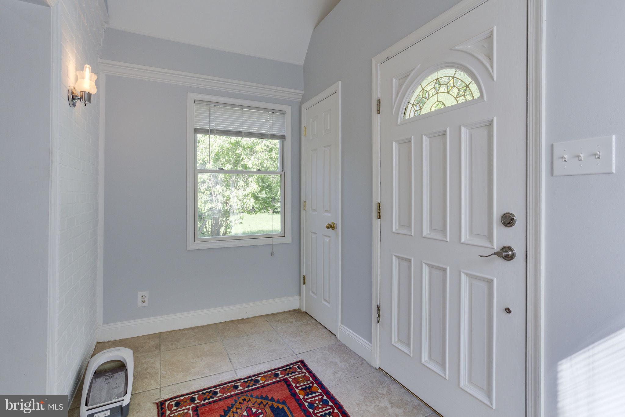 12901 Travilah Road Potomac, MD 20854 - Photo 6 of 50 Gallery Image 6