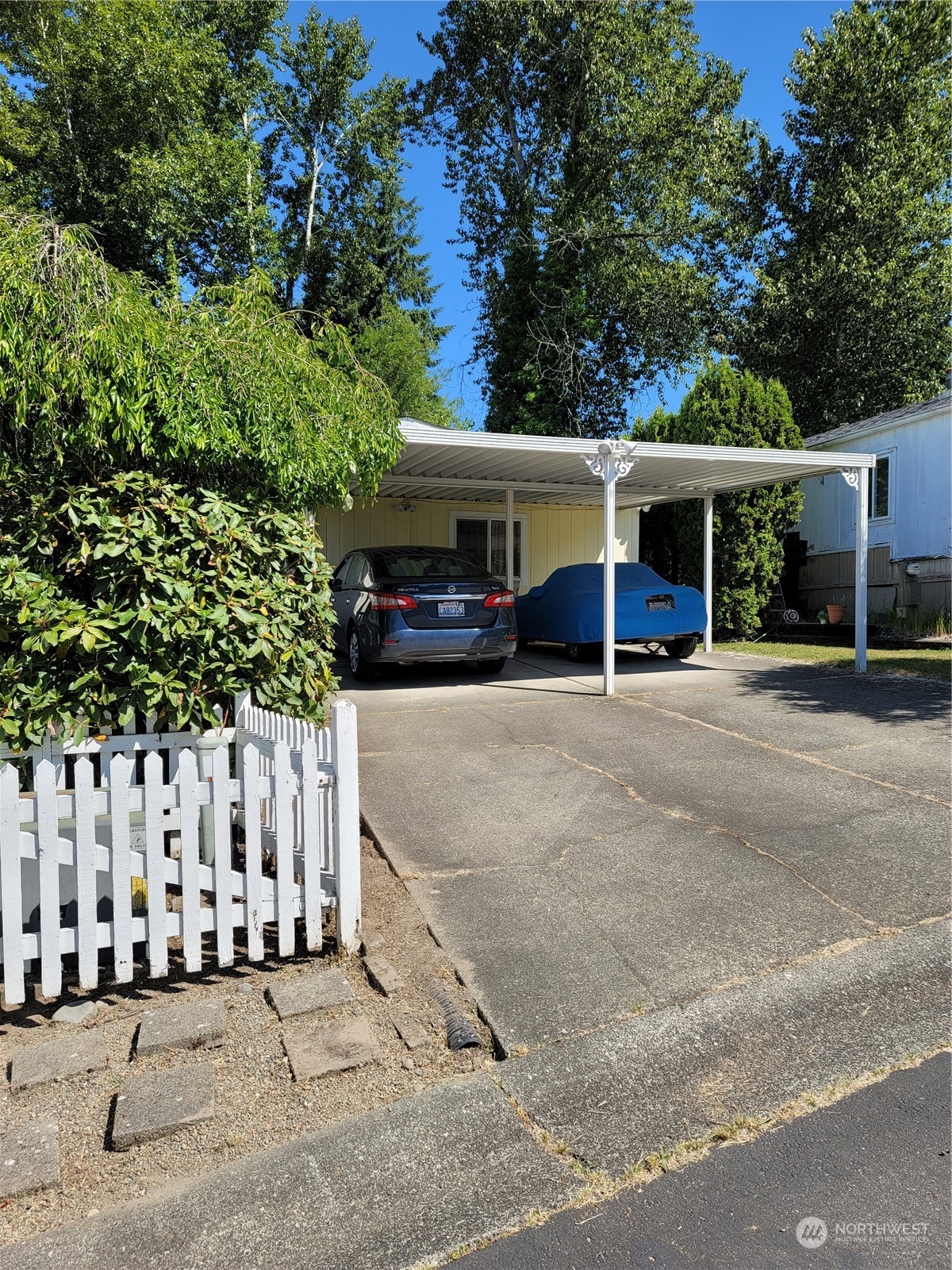 front view of house with a yard