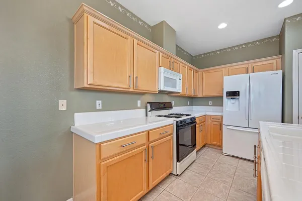 $539,900 | 2647 1st Street, Lincoln, CA 95648