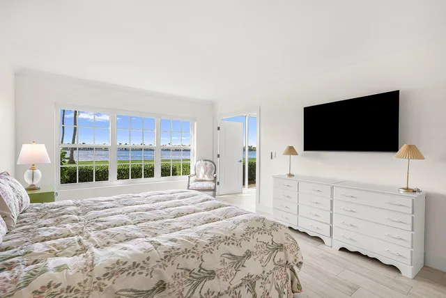 $12,500 | 2170 Ibis Isle Road, Unit 2, Palm Beach, FL 33480