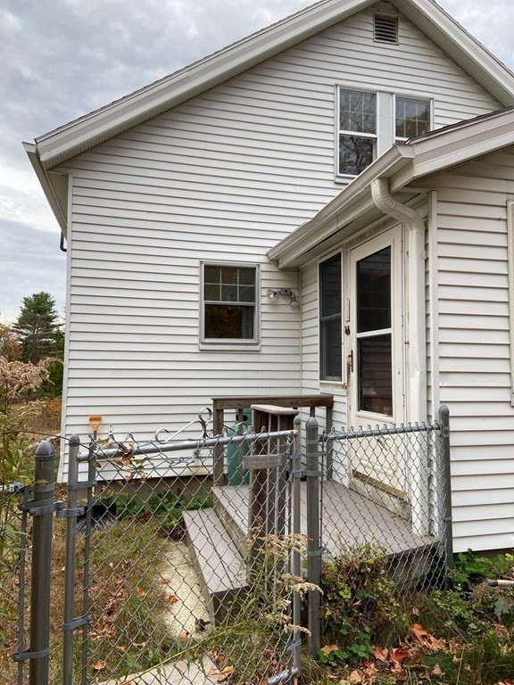 346 Townsend Hill Road Townsend, MA 01469 - Photo 6 of 42