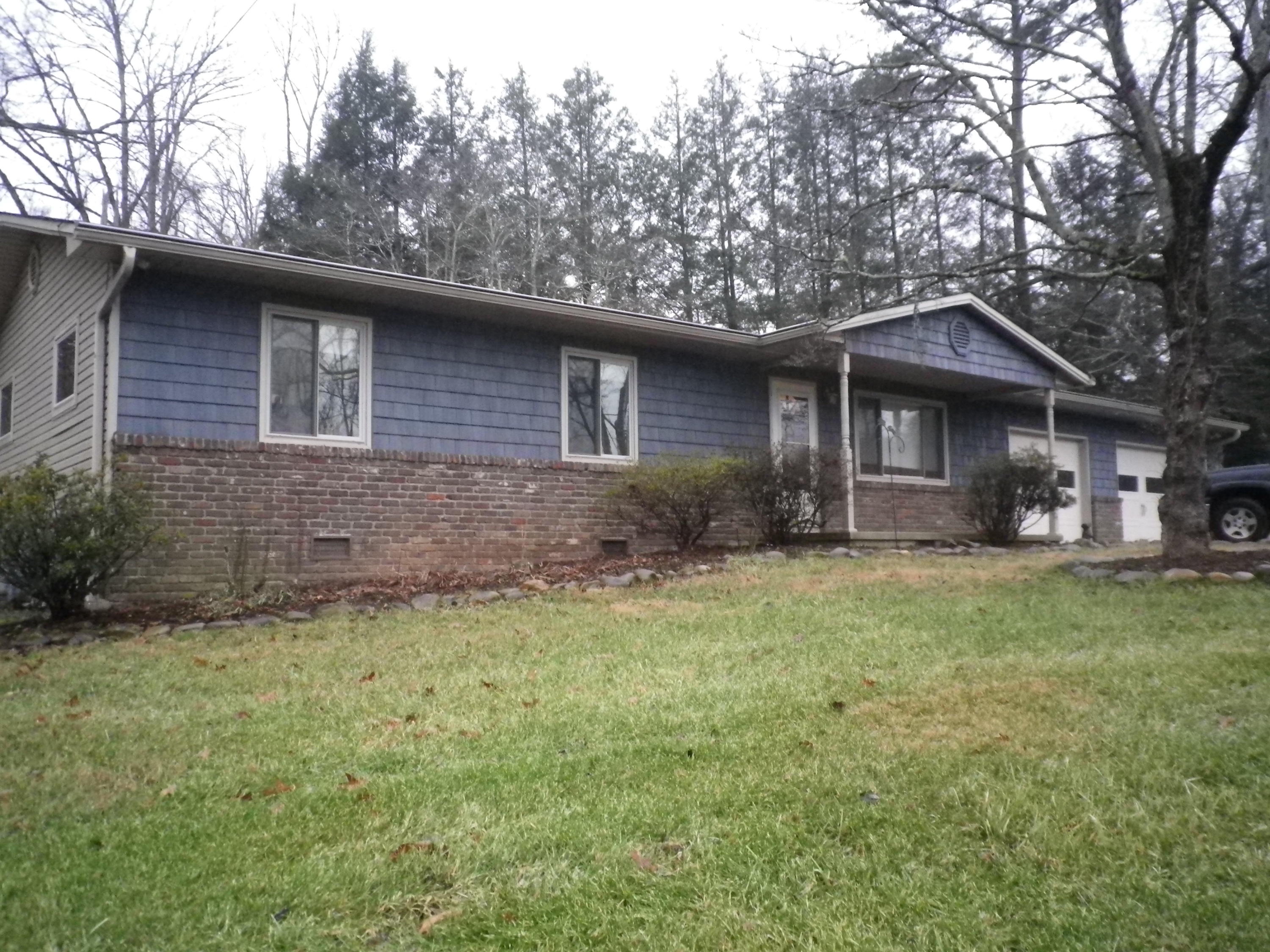 508 Sherwood Road Clinton, TN 37716 - Photo 1 of 9 IMGP5366