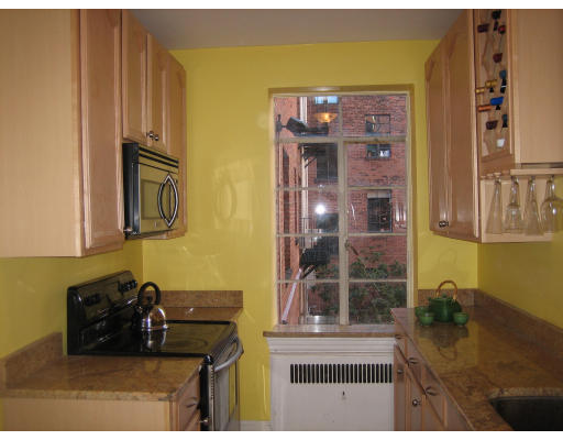 93 Strathmore Road, Unit 3 Boston, MA 02135 - Photo 4 of 10 Gallery Image 4