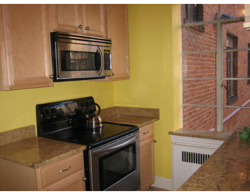 93 Strathmore Road, Unit 3 Boston, MA 02135 - Photo 6 of 10 Gallery Image 6