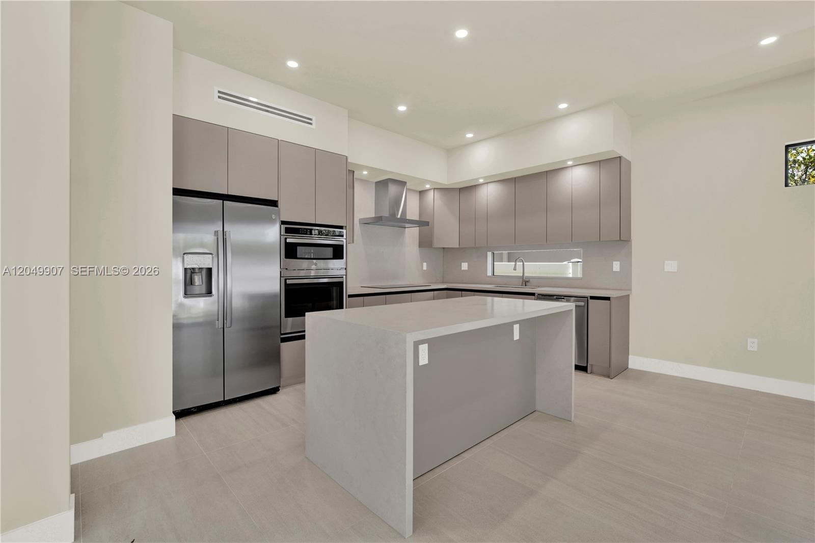 3437 Southwest 29th Street, Unit 3437 Miami, FL 33133 - Photo 14 of 46