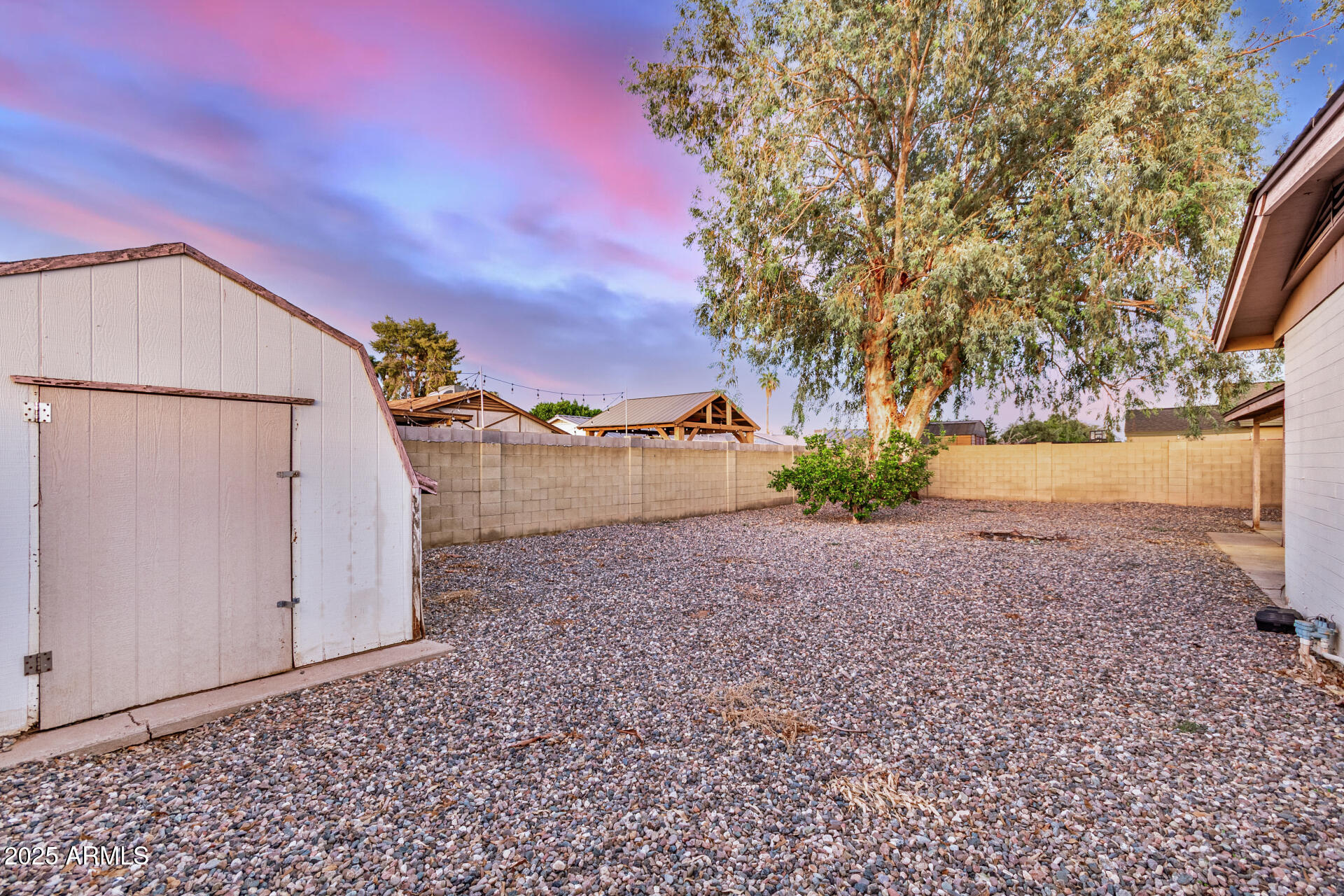1634 West Villa Rita Drive Phoenix, AZ 85023 - Photo 42 of 47 a view of a backyard