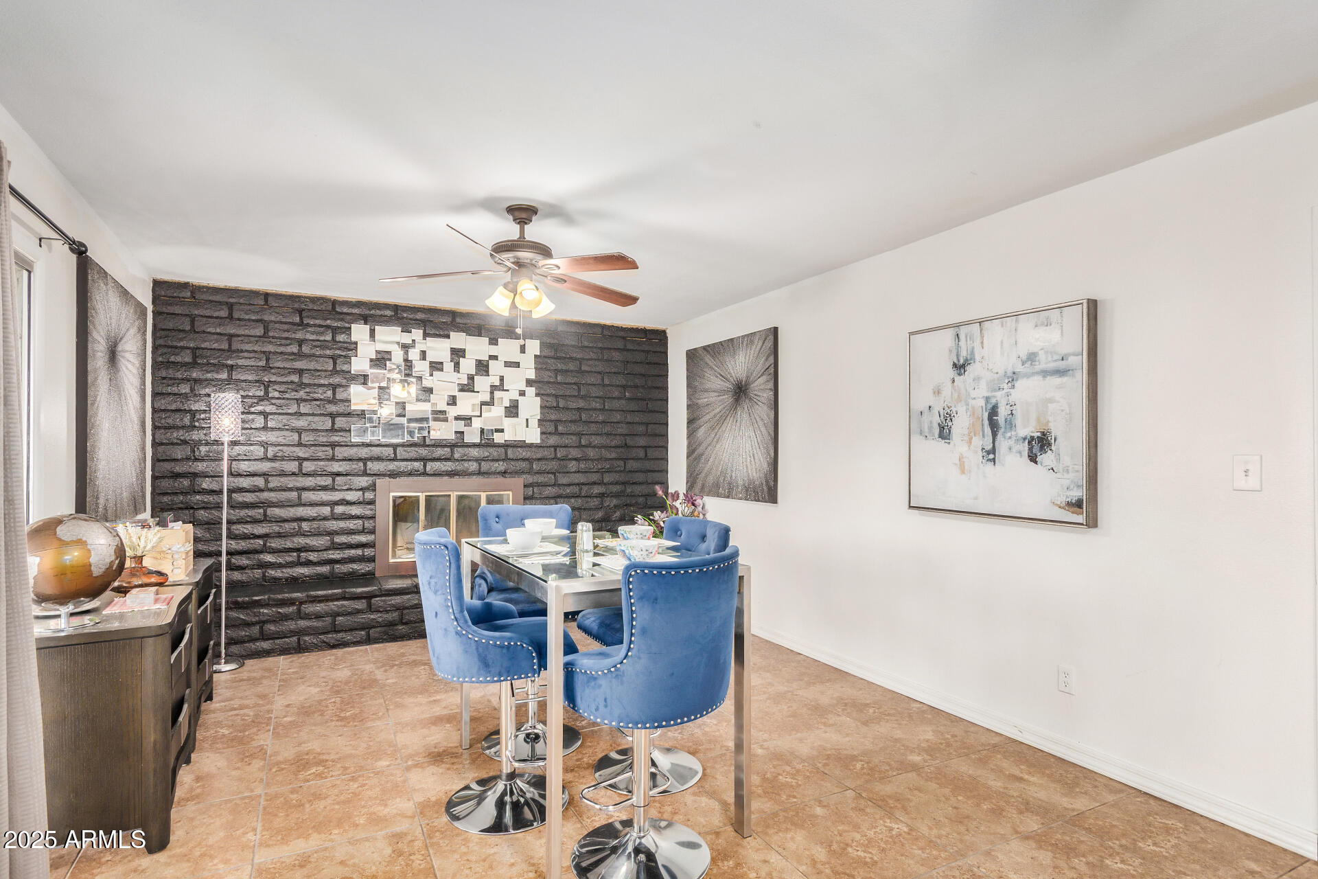 1634 West Villa Rita Drive Phoenix, AZ 85023 - Photo 7 of 47 a dining room with furniture and window