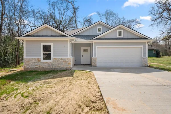 $247,000 | 114 Granada Street, Payne Springs, TX 75156