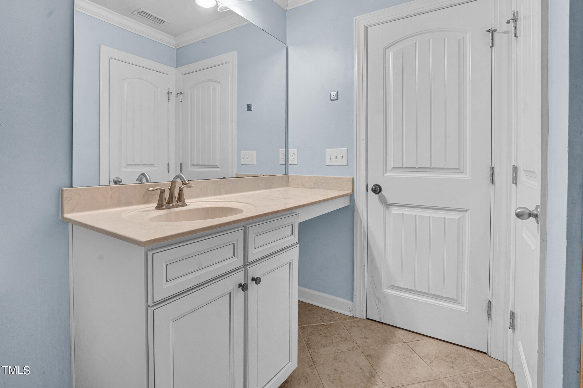 712 Maple Brook Road Fuquay-Varina, NC 27526 - Photo 31 of 38 DSC09073